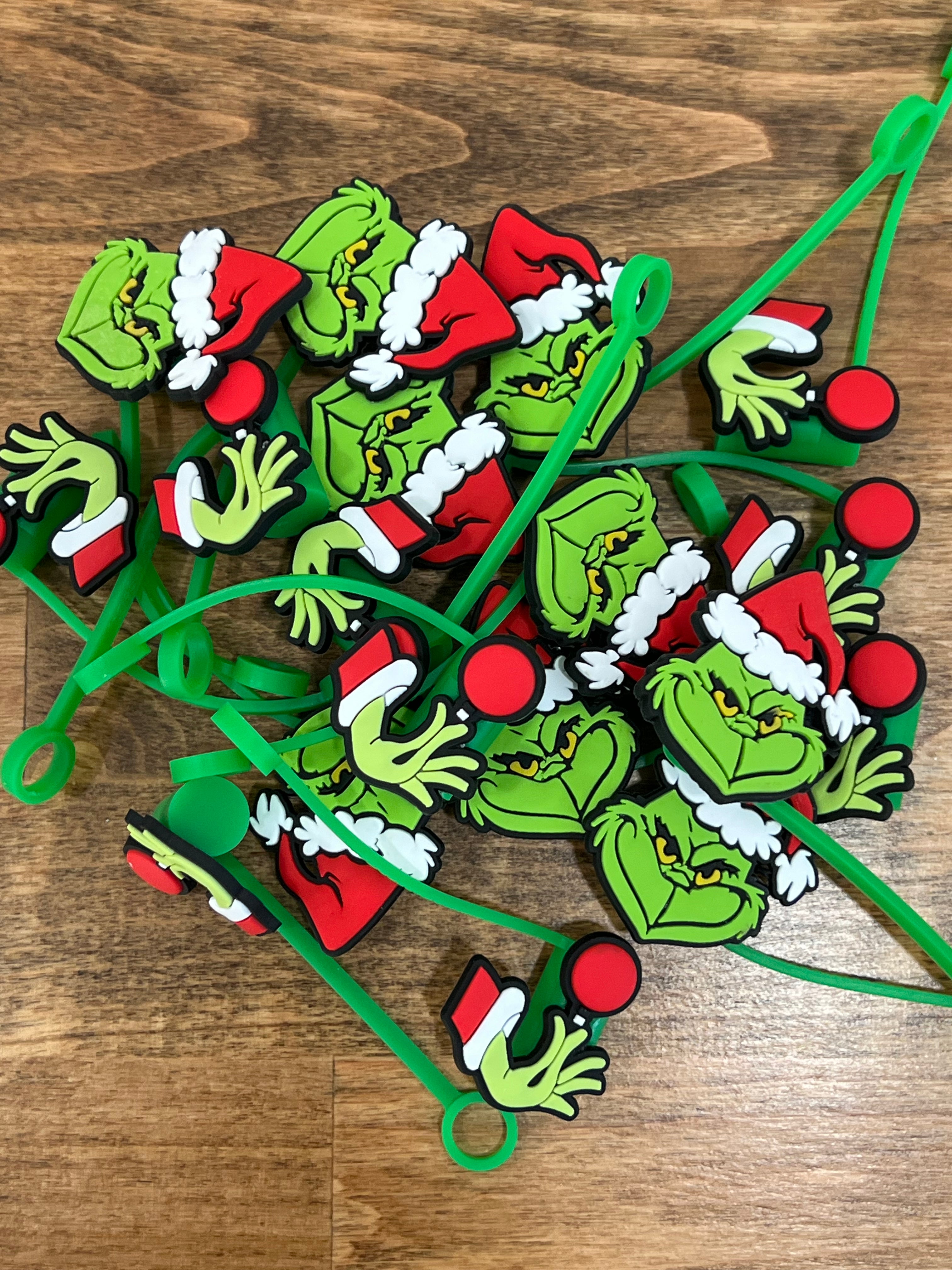 40oz Grinch Christmas Tumbler (Pink Checkers)